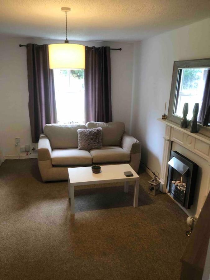Bluebell House 2 Bedroom With Parking And Garden 스컨소프 외부 사진